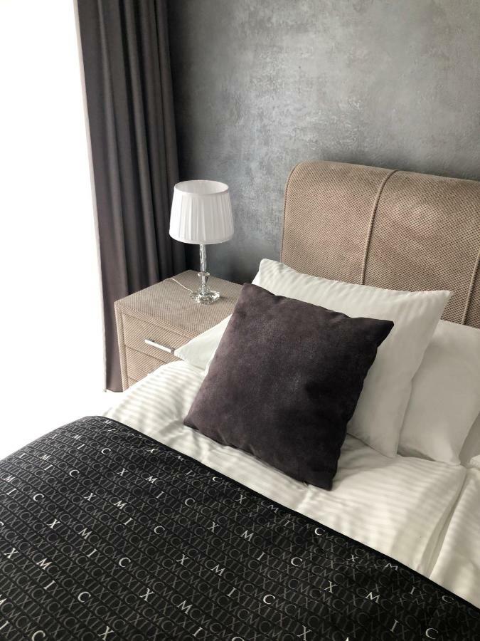 Luxury With Private Garden Apartamento *